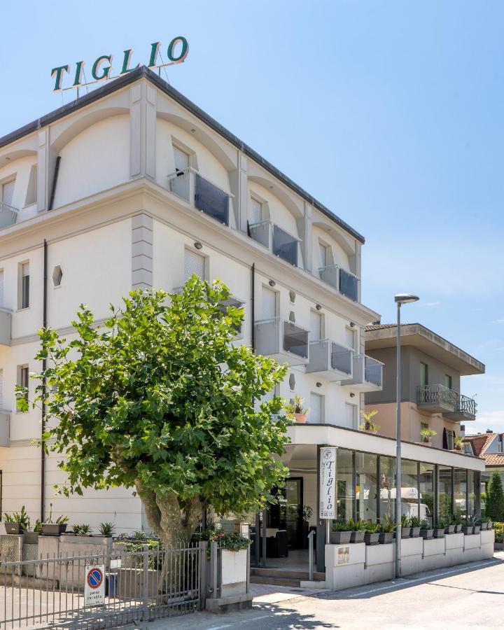 Hotel Tiglio Rimini Exterior photo